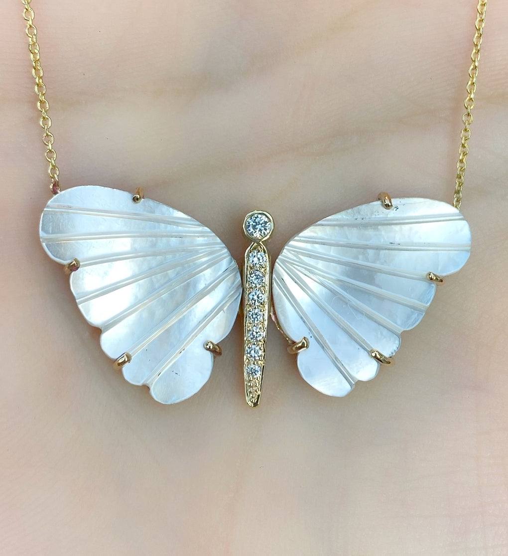 18K Gold Mother of Pearl Butterfly Necklace – Oro Firenze